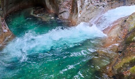 西沢渓谷-母体淵（欧穴）